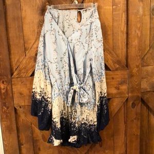 Floral blue romper size small